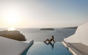 Omna Caldera Suites